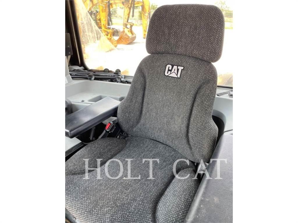 CAT D10T Crawler dozers