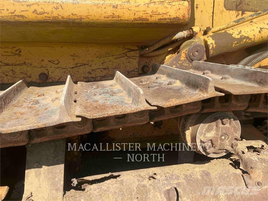 CAT D3CII Crawler dozers