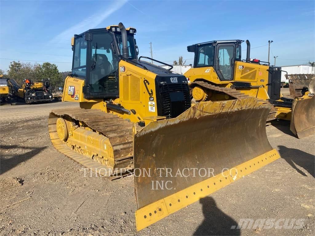 CAT D4 Crawler dozers