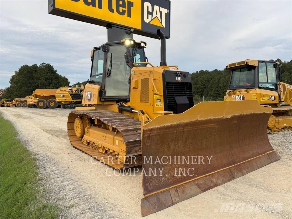CAT D4 Crawler dozers