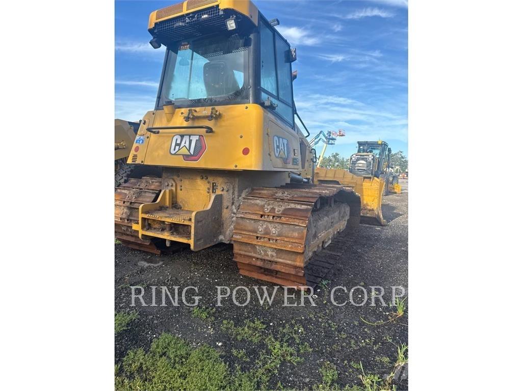 CAT D4VP Crawler dozers