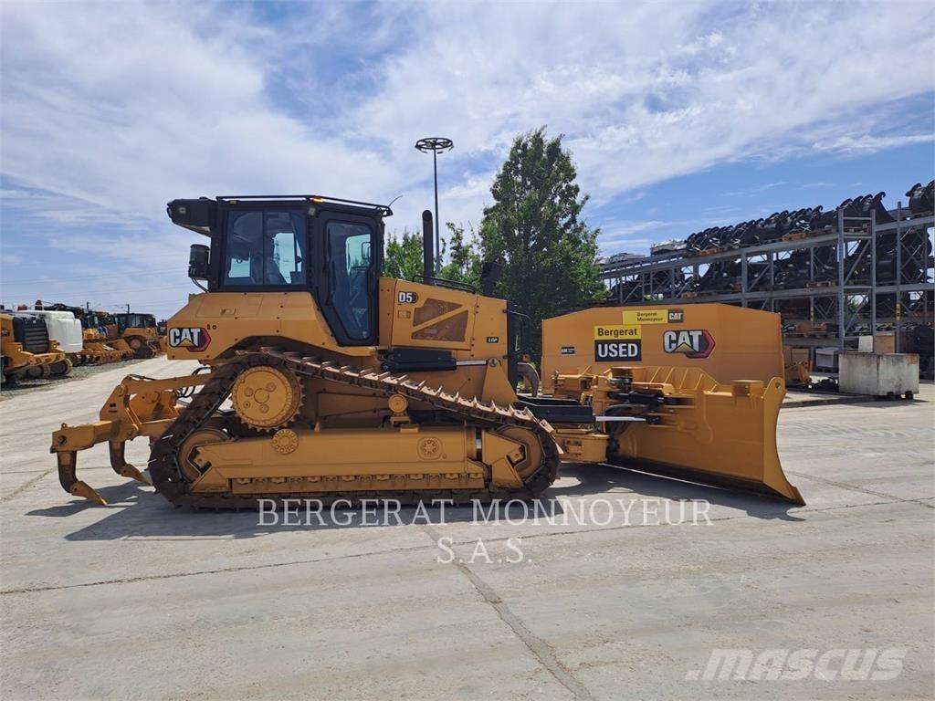 CAT D5 Crawler dozers