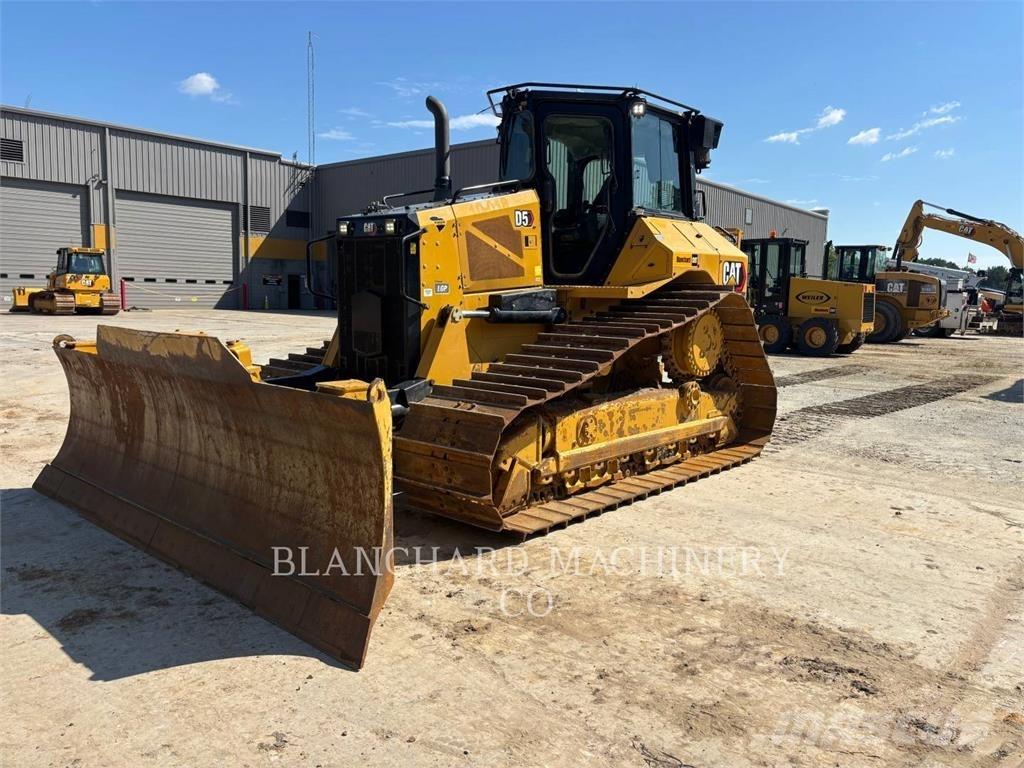 CAT D5 LGP Crawler dozers