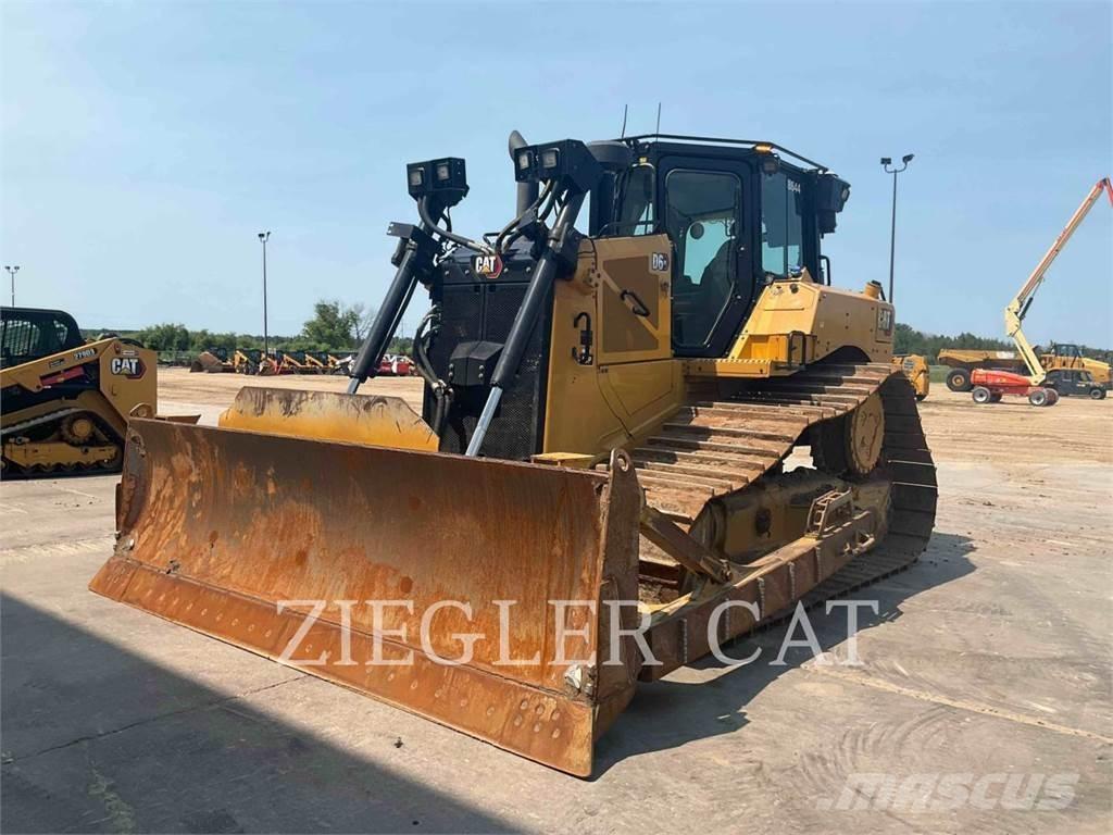 CAT D6 Crawler dozers