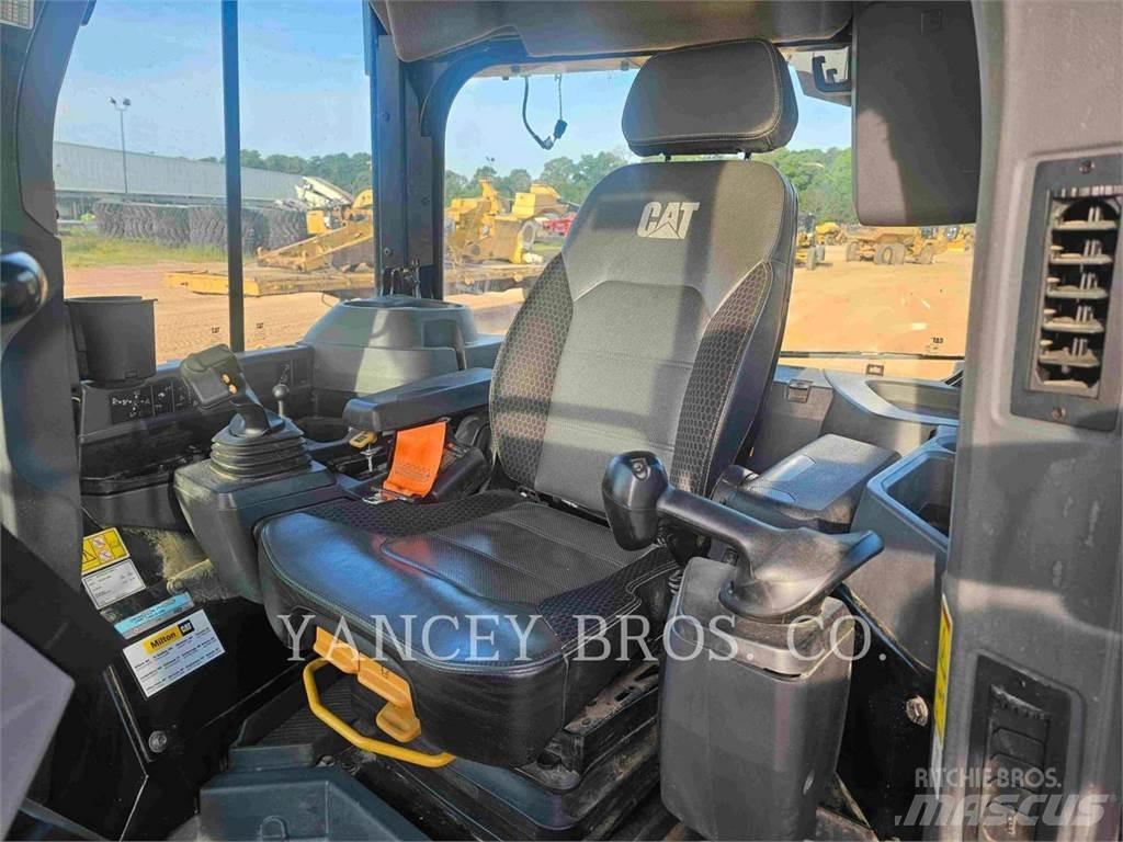 CAT D620VP Crawler dozers
