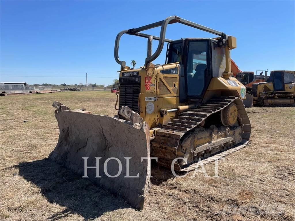 CAT D6N Crawler dozers