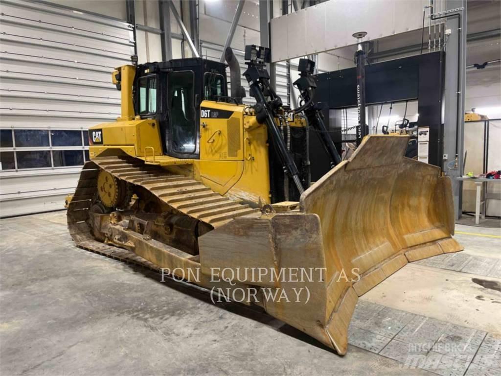 CAT D6T Crawler dozers