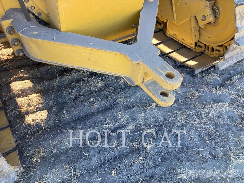 CAT D6T LGP Crawler dozers