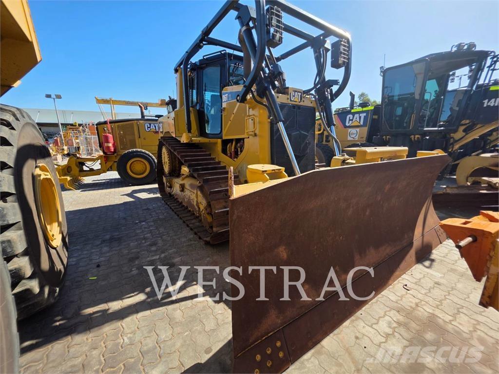 CAT D6TVP Crawler dozers