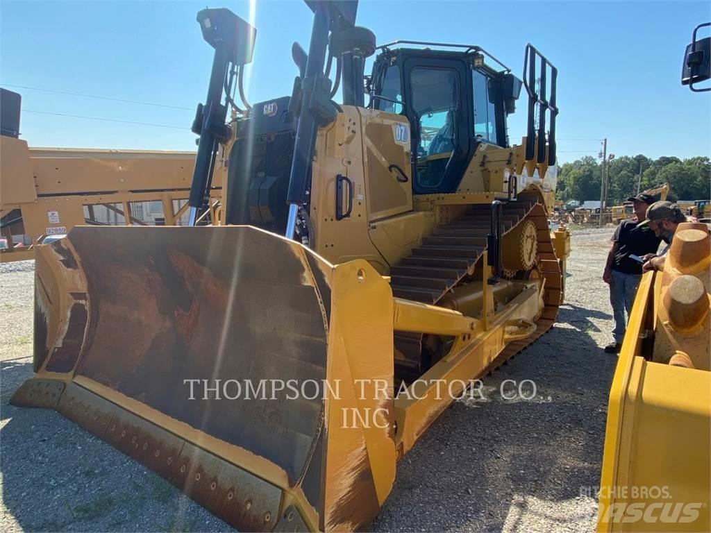 CAT D7 Crawler dozers
