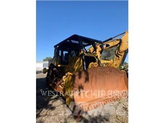 CAT D8T Crawler dozers