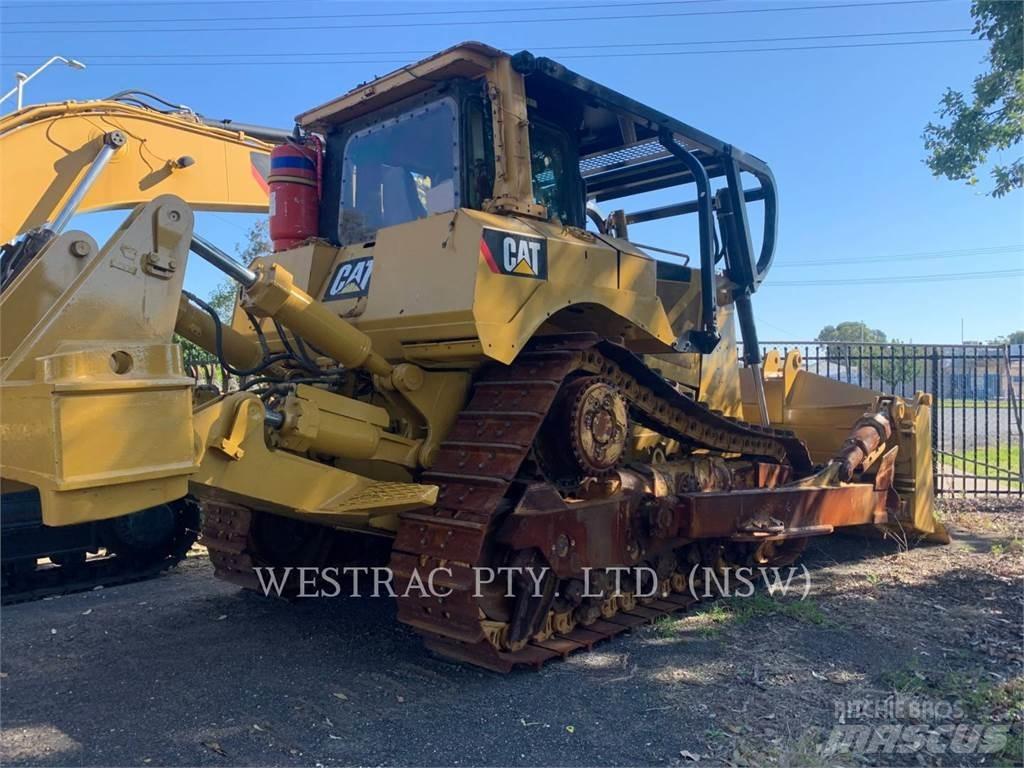 CAT D8T Crawler dozers