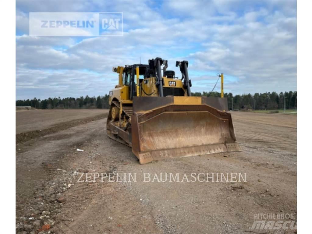 CAT D8T Crawler dozers