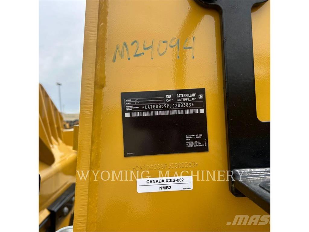 CAT D9 Crawler dozers