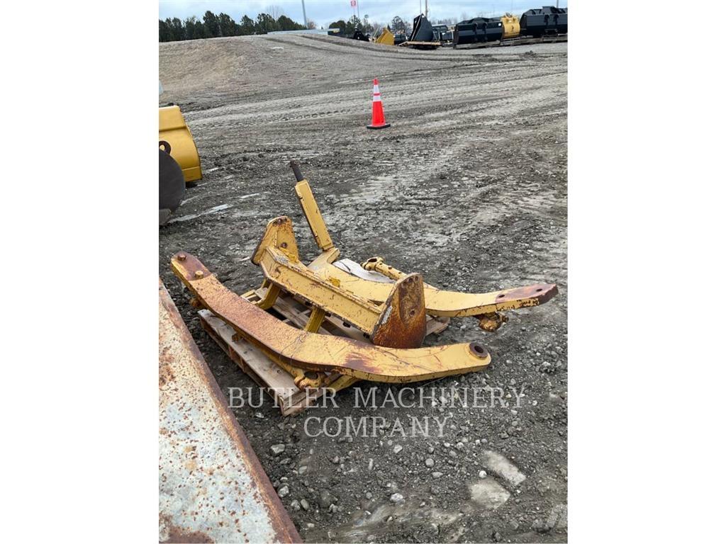 CAT FRONT SCARIFIER Scarifiers