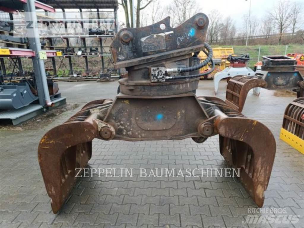 CAT G320B/D Grapples