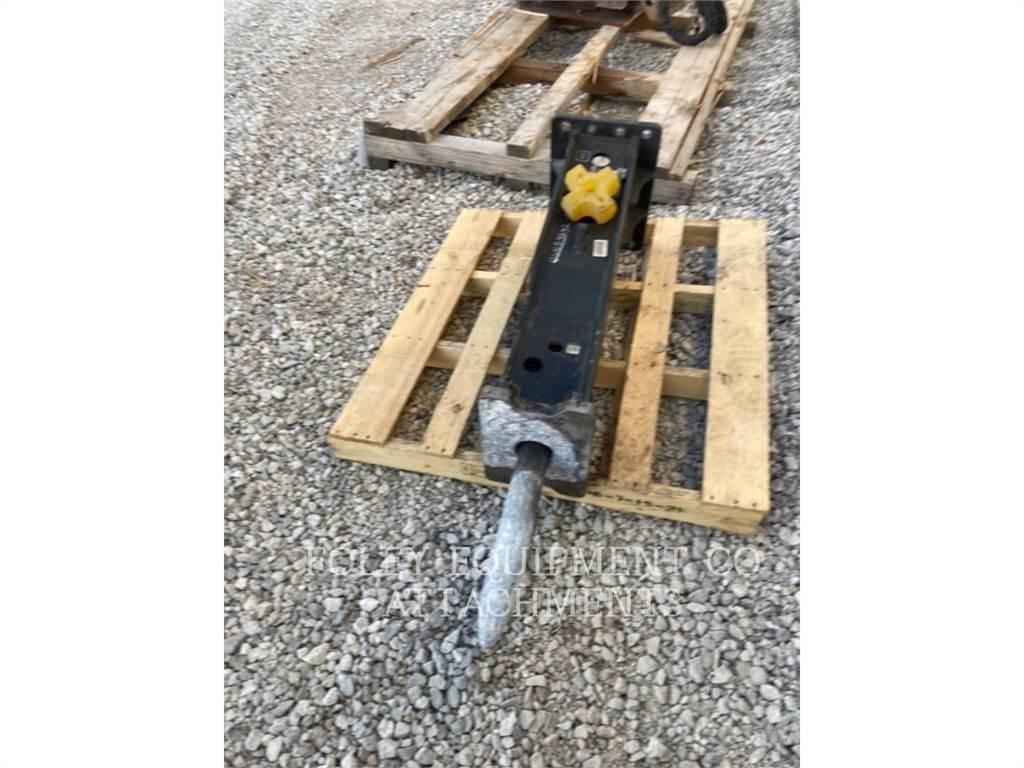 CAT HHB6SF Skid steer loaders