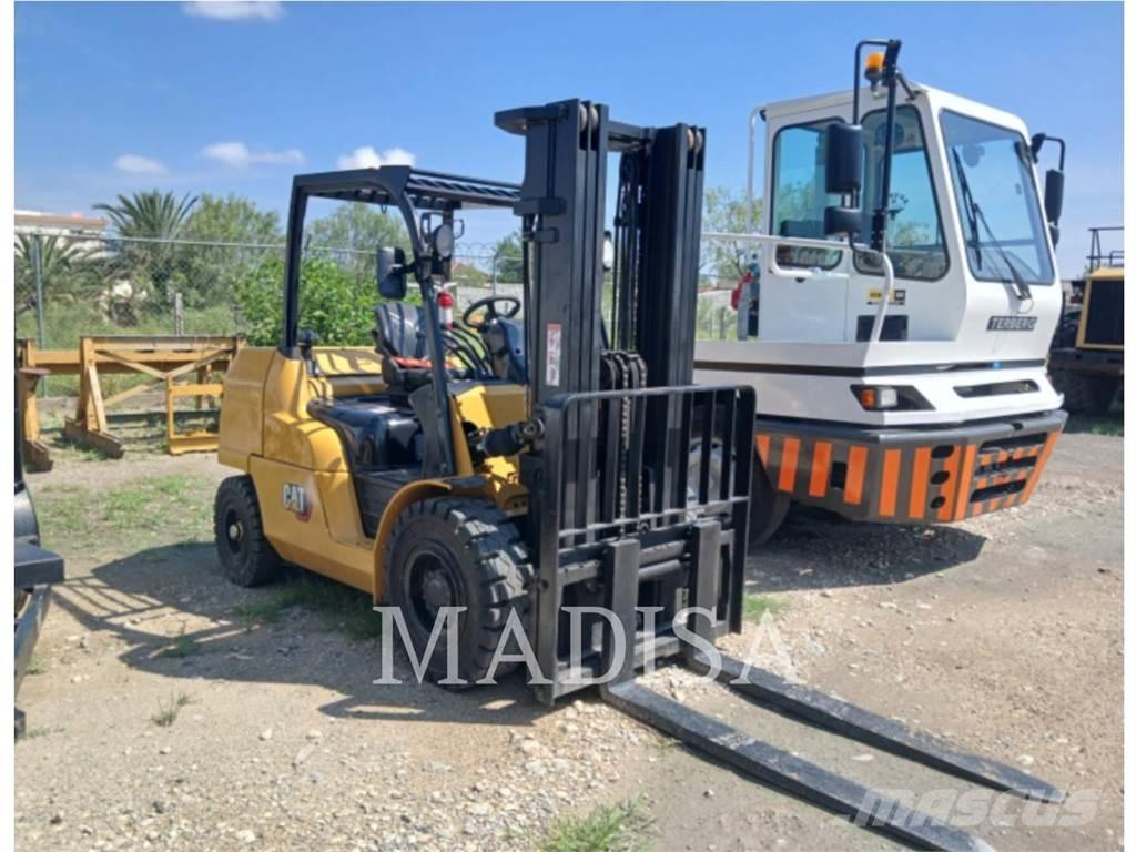 CAT LIFT TRUCKS DP50CNM Diesel trucks