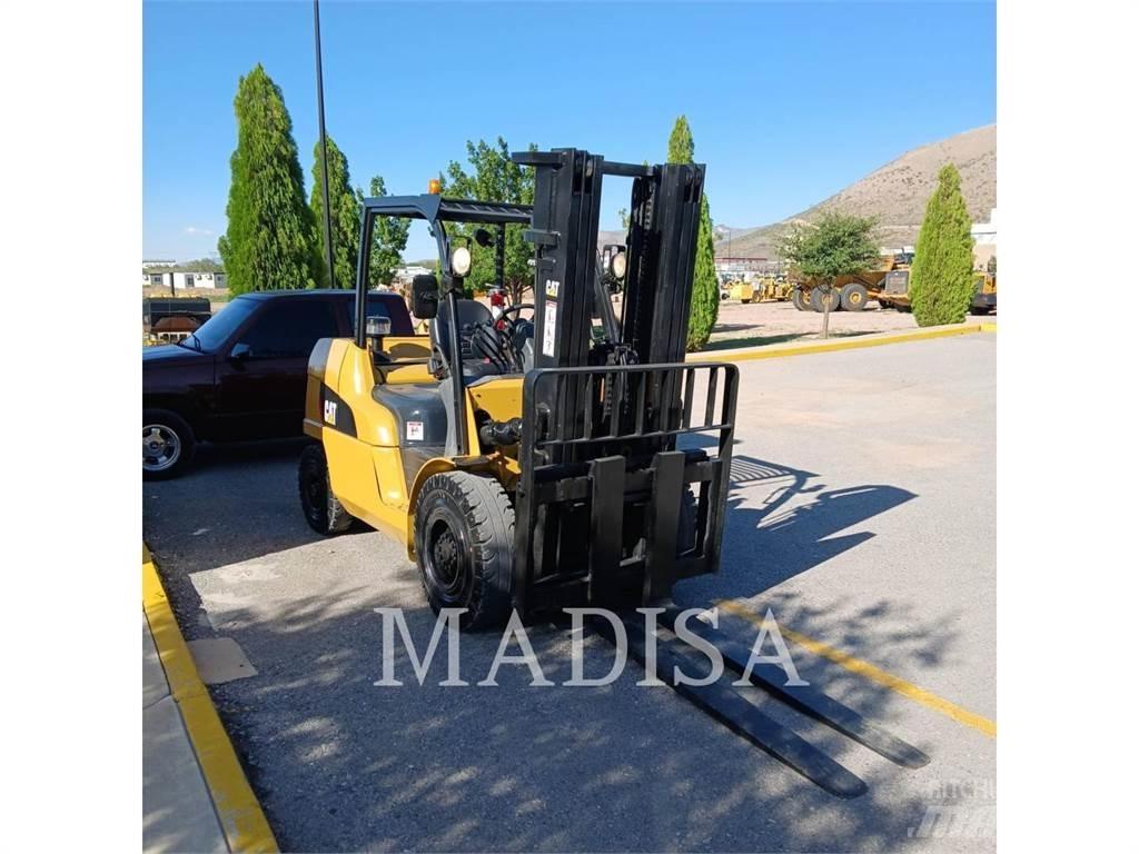 CAT LIFT TRUCKS DP50NM Diesel trucks