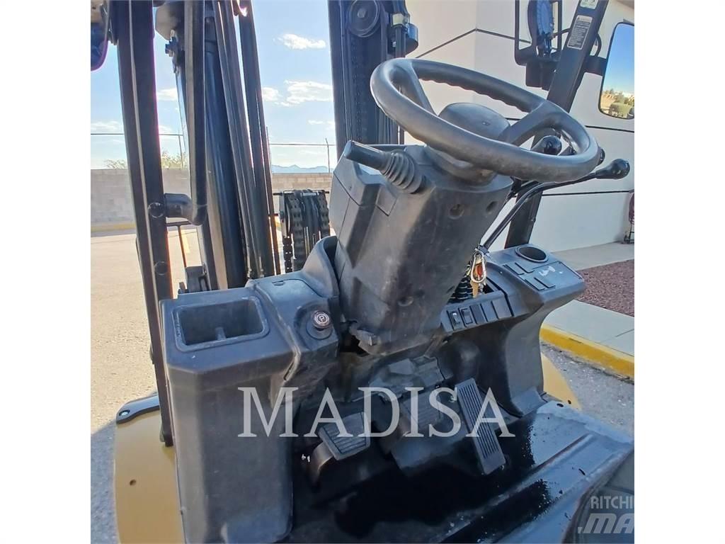 CAT LIFT TRUCKS DP50NM1 Diesel trucks