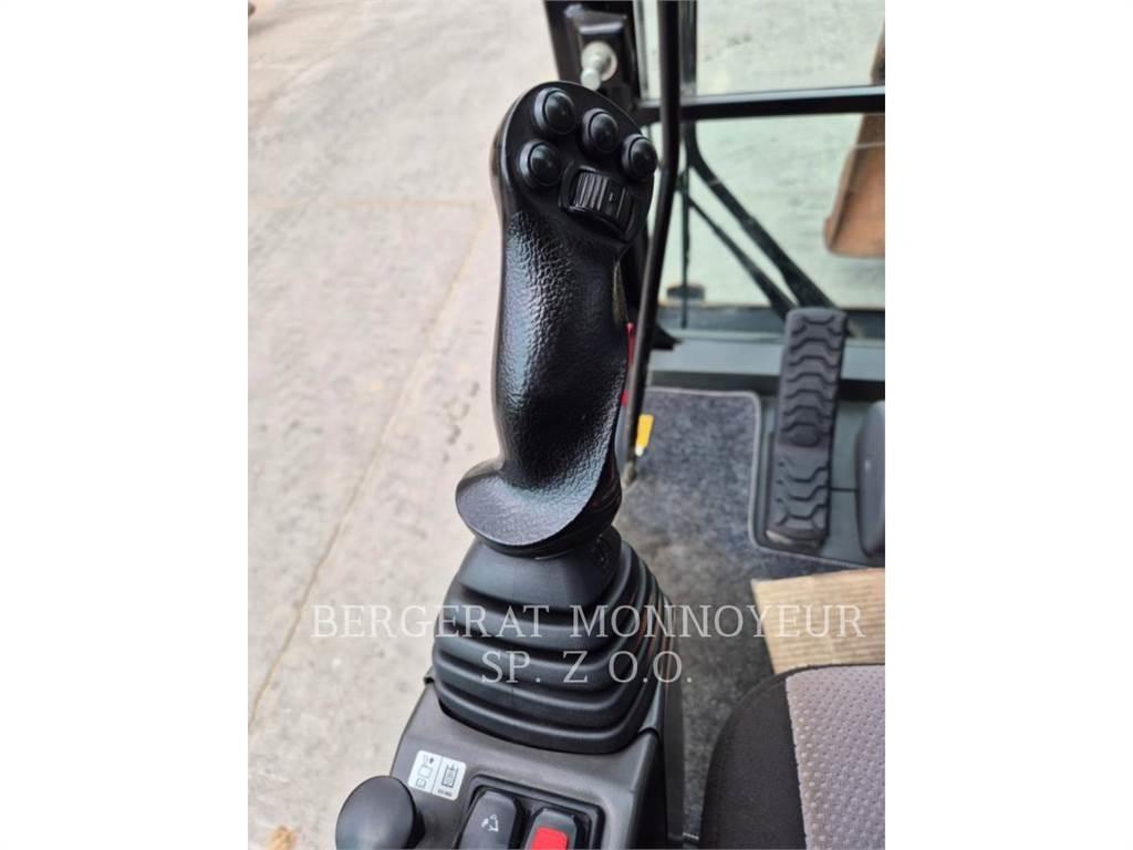 CAT M315F Wheeled excavators