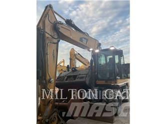 CAT M320F Wheeled excavators
