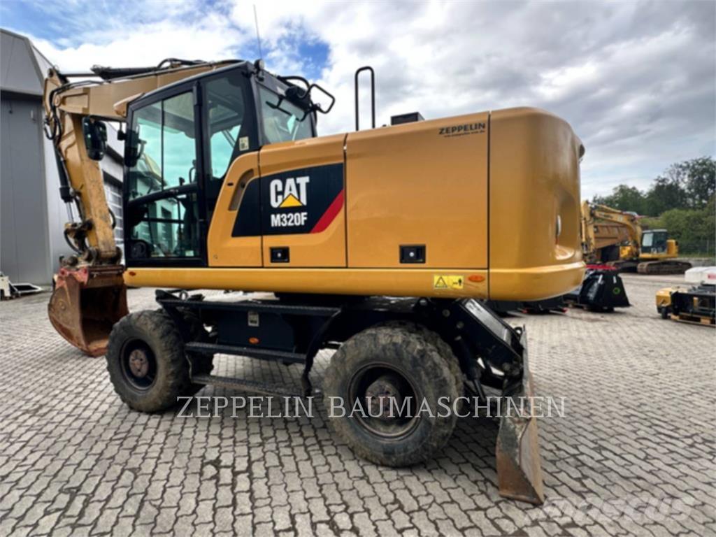 CAT M320F Wheeled excavators