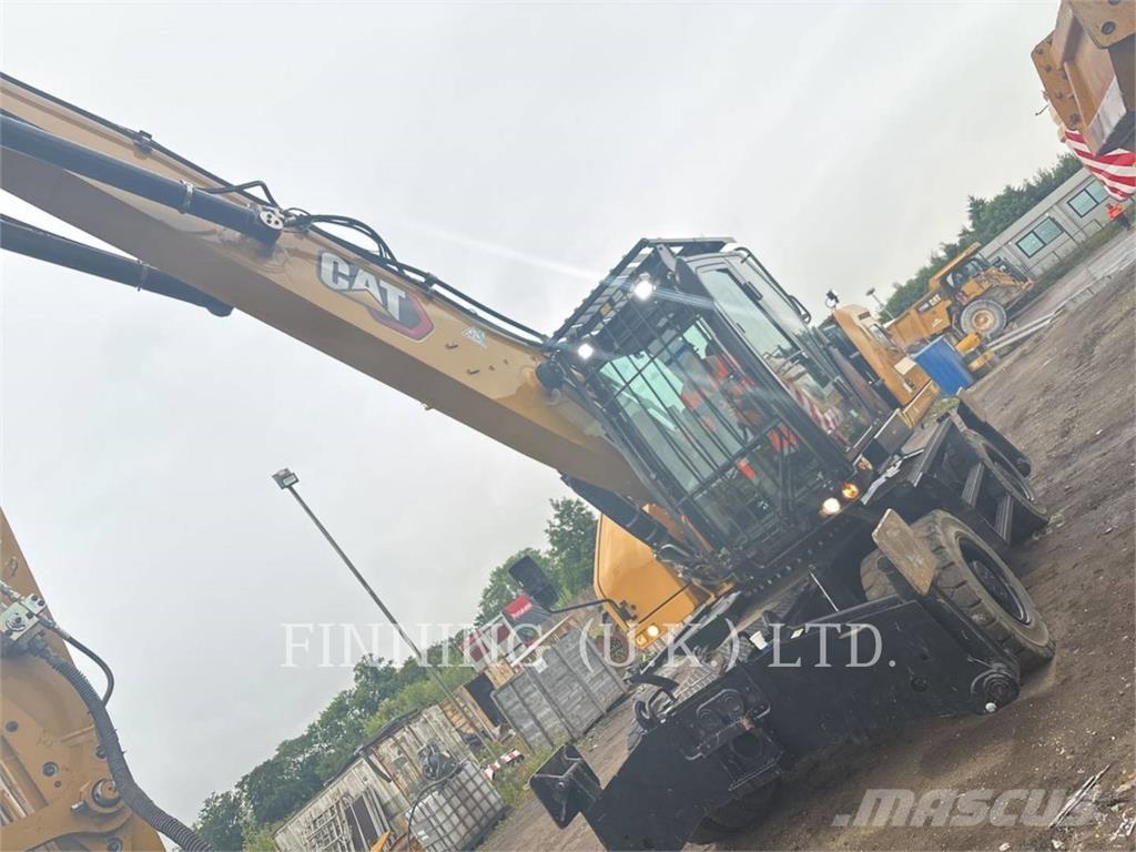CAT MH3024 07W Wheeled excavators