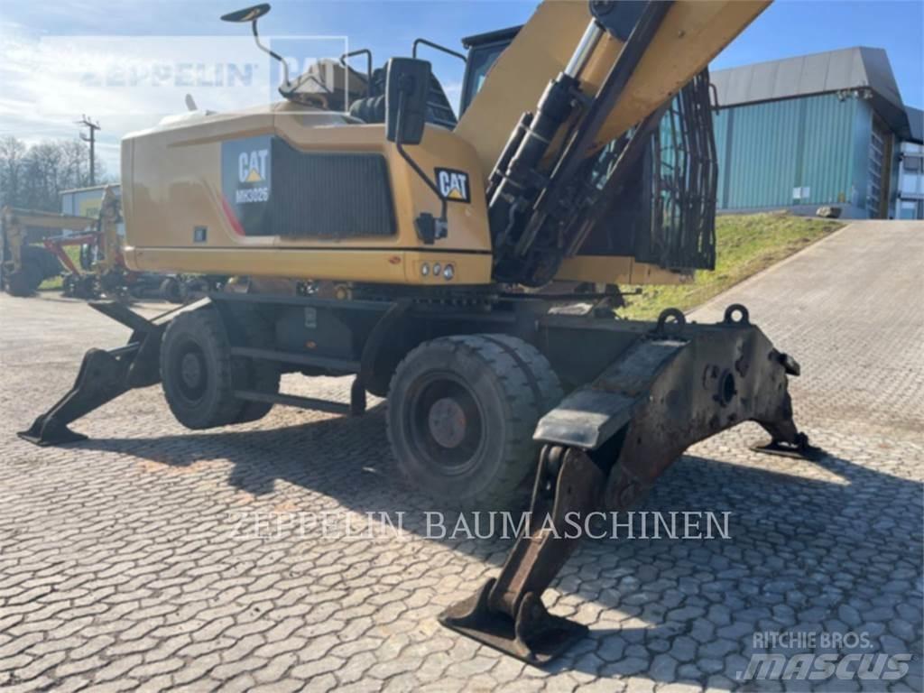 CAT MH3026-06C Demolition excavators