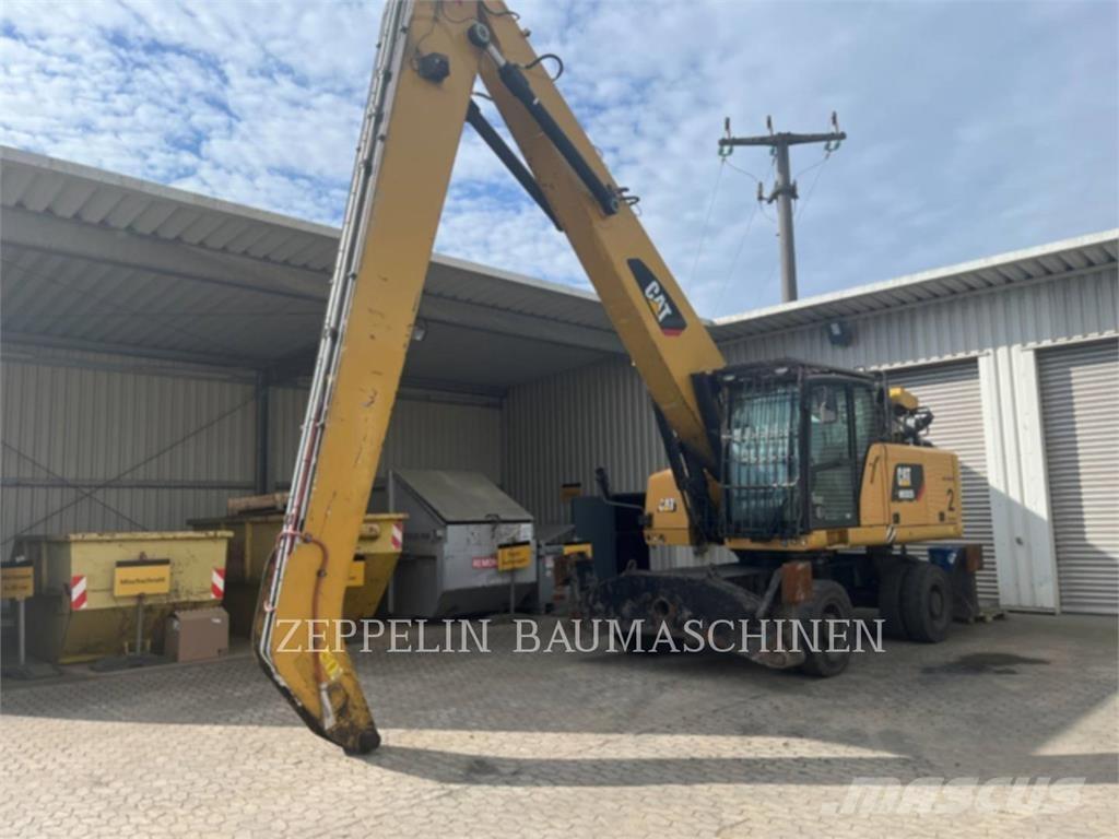 CAT MH3026-06C Demolition excavators