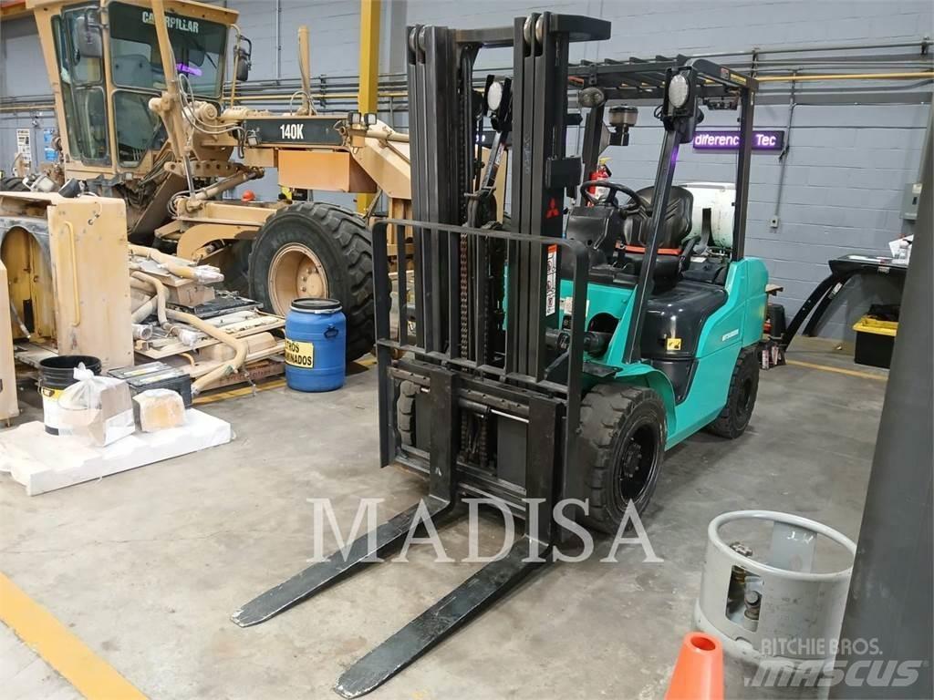 CAT MITSUBISHI FG30N-LP Other