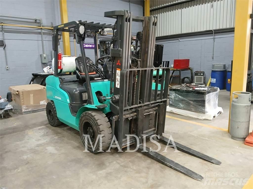 CAT MITSUBISHI FG30N-LP Other