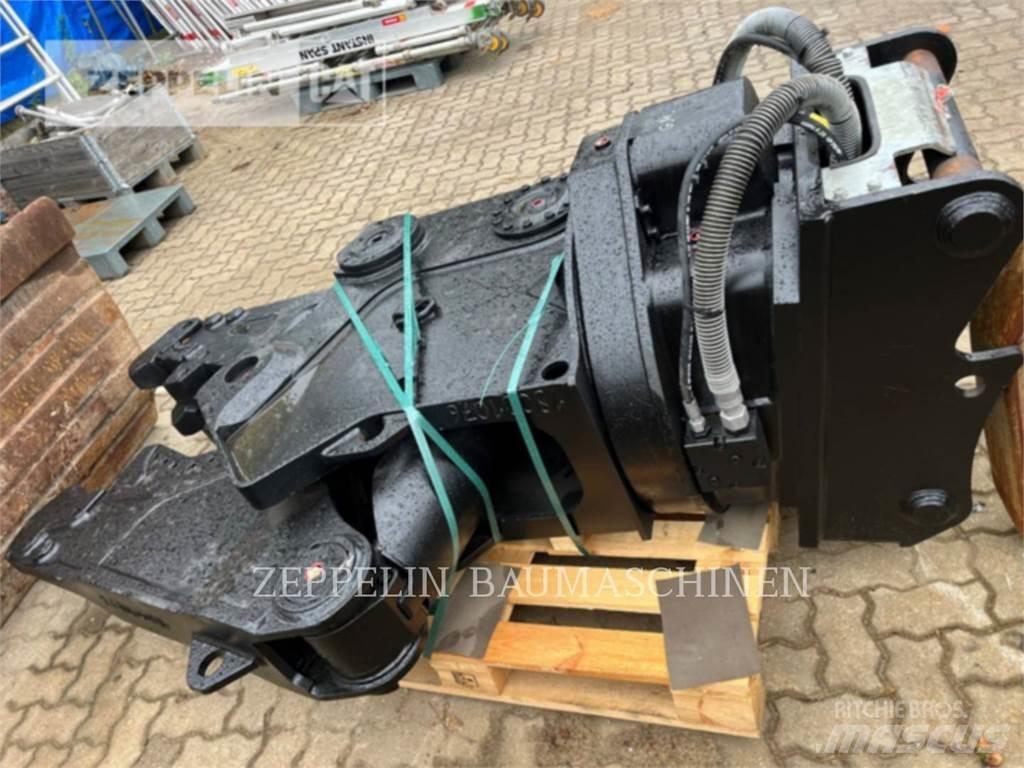CAT MP318 Crushers