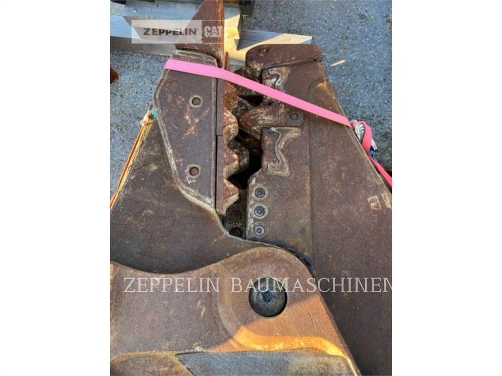 CAT MP318 Crushers