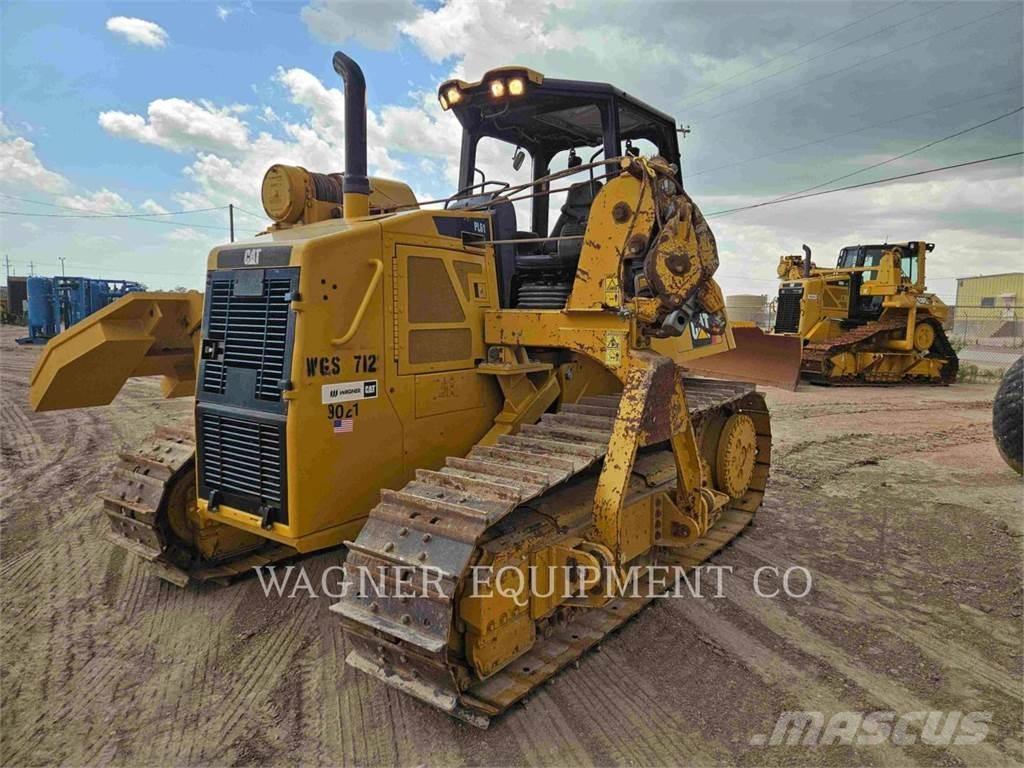 CAT PL61 Pipelayer dozers