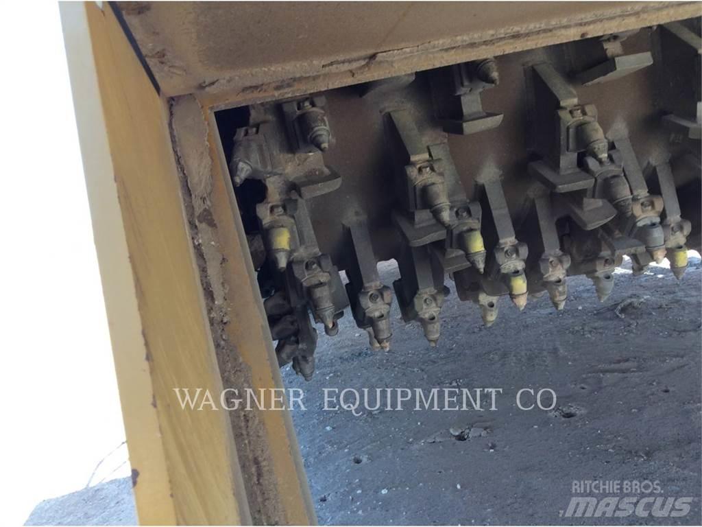 CAT RM-300 Asphalt recyclers