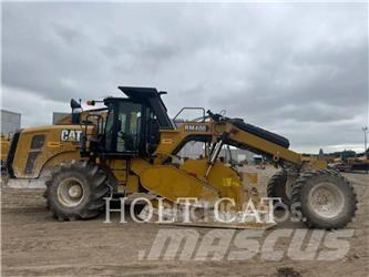 CAT RM400 CAB Asphalt recyclers