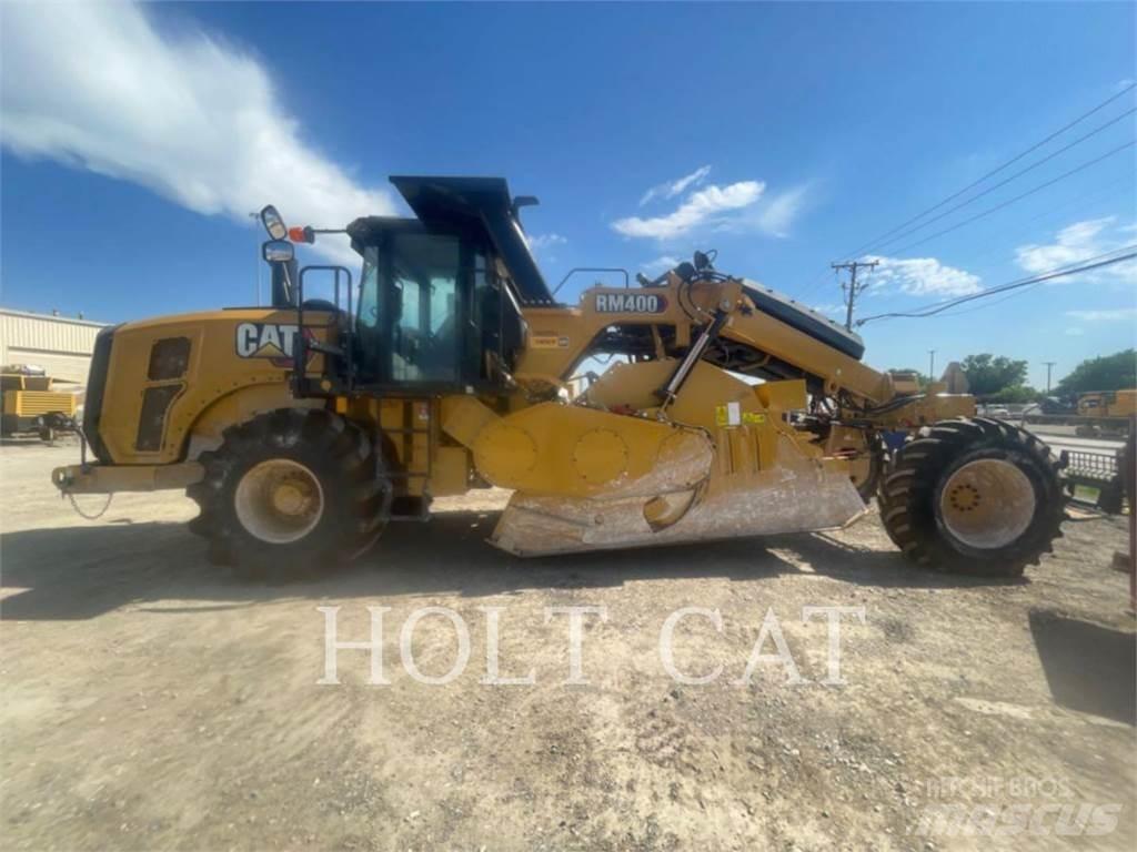 CAT RM400 CAB Asphalt recyclers