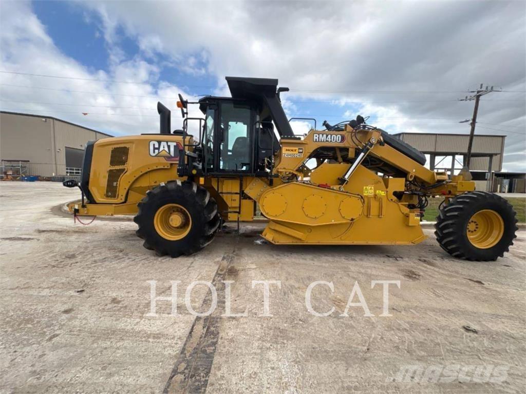 CAT RM400 CAB Asphalt recyclers