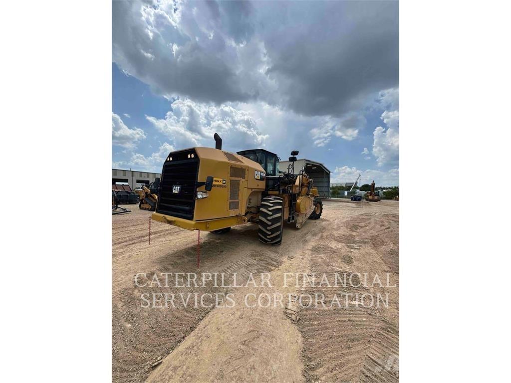 CAT RM500B Asphalt recyclers