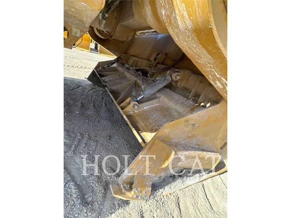 CAT RM500B CAB Asphalt recyclers
