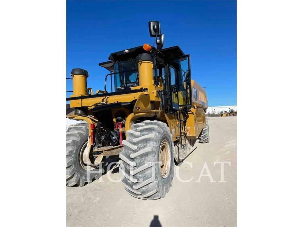 CAT RM600 CAB Asphalt recyclers