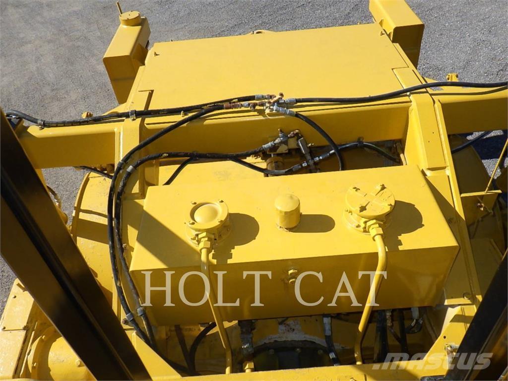 CAT RR-250B Asphalt recyclers