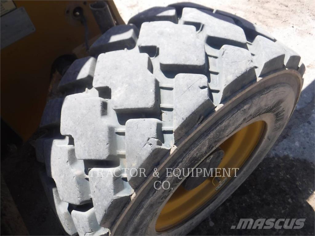 CAT TH255 Telescopic handlers