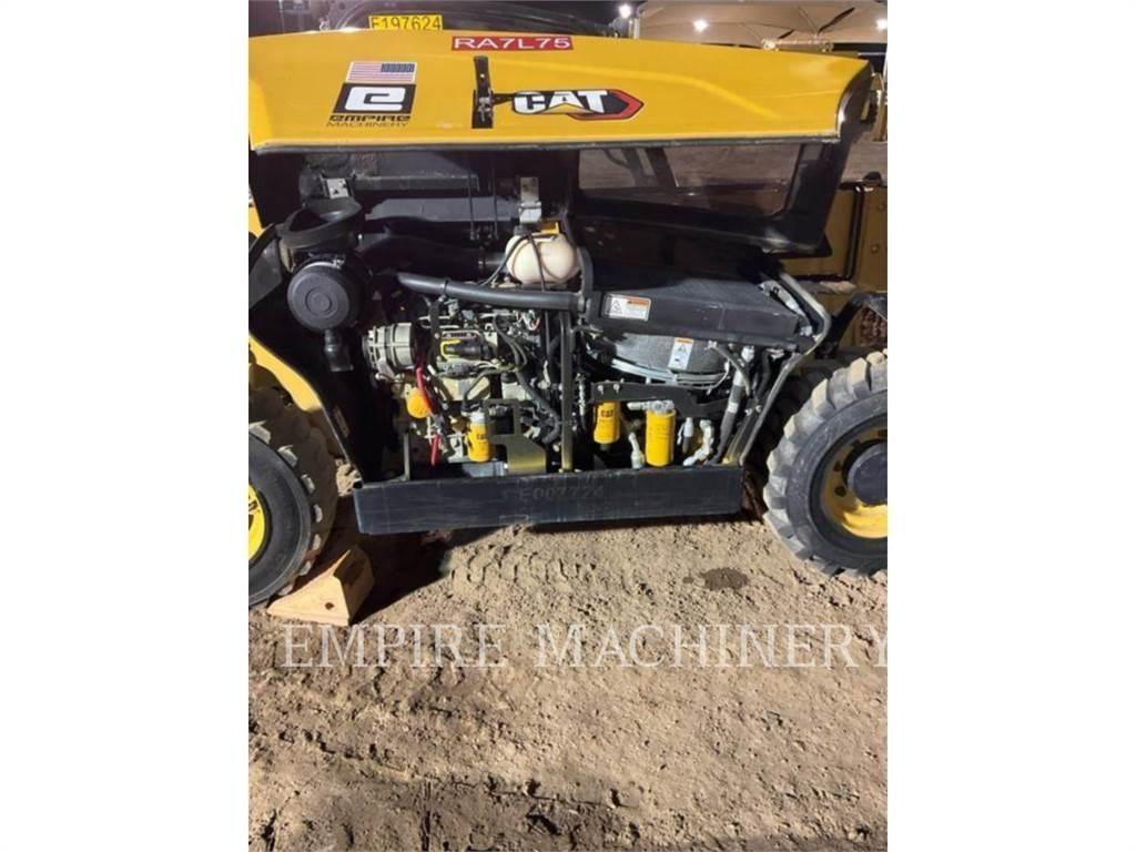 CAT TH255C Telescopic handlers