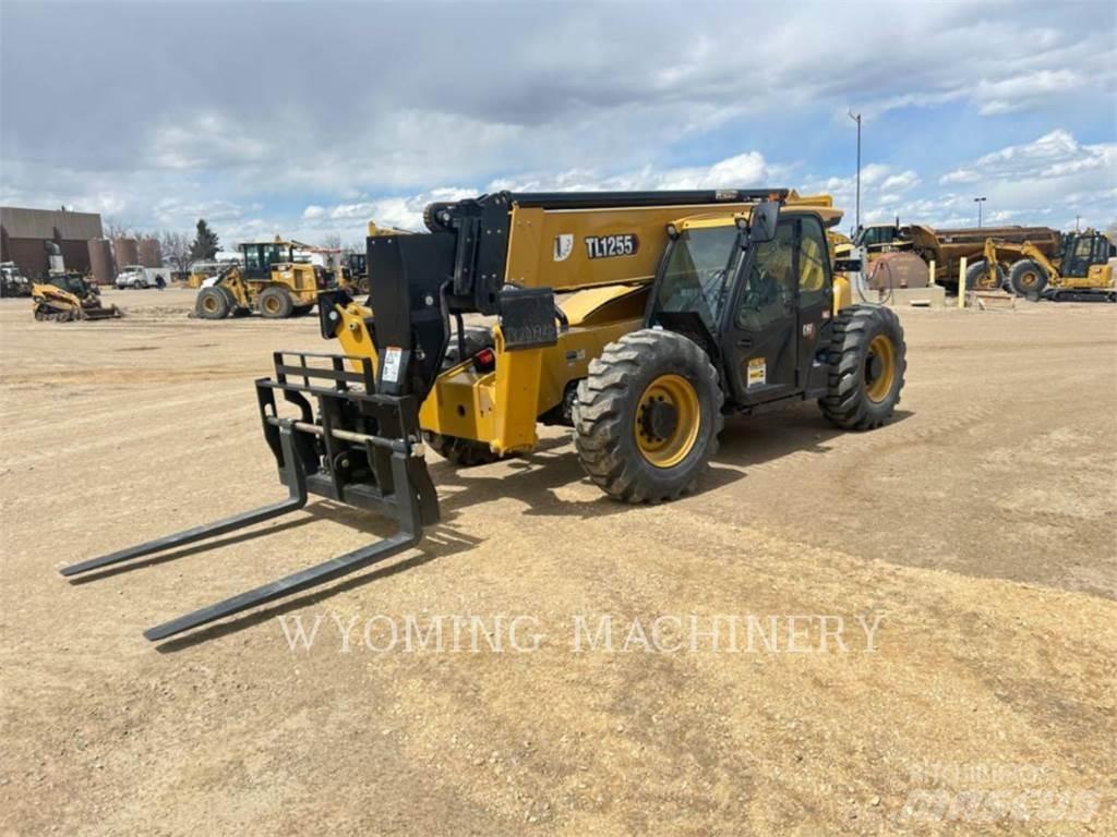 CAT TL1255 Telescopic handlers