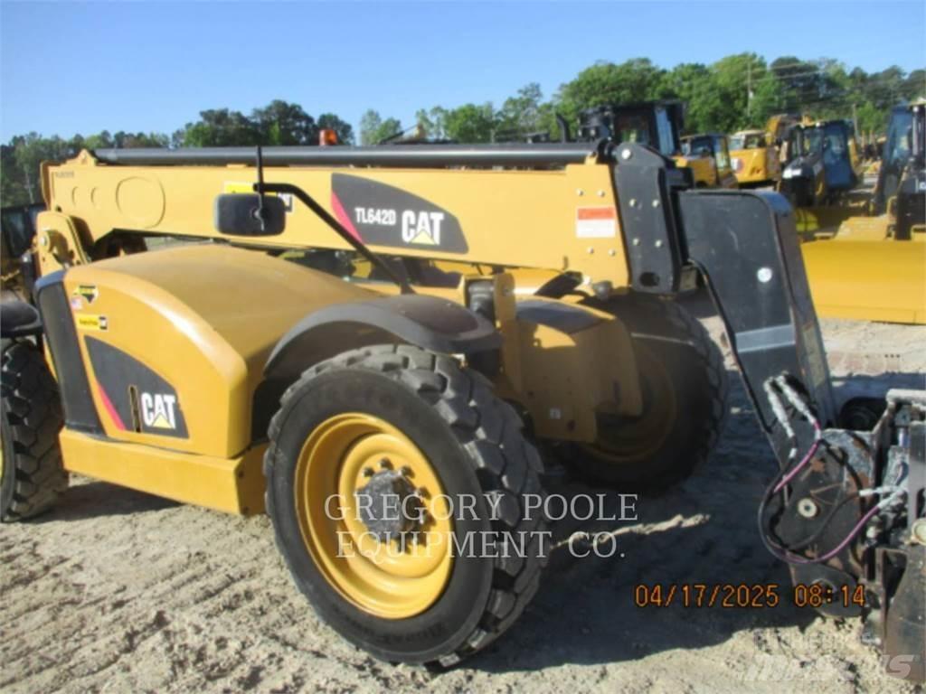 CAT TL642D Telescopic handlers