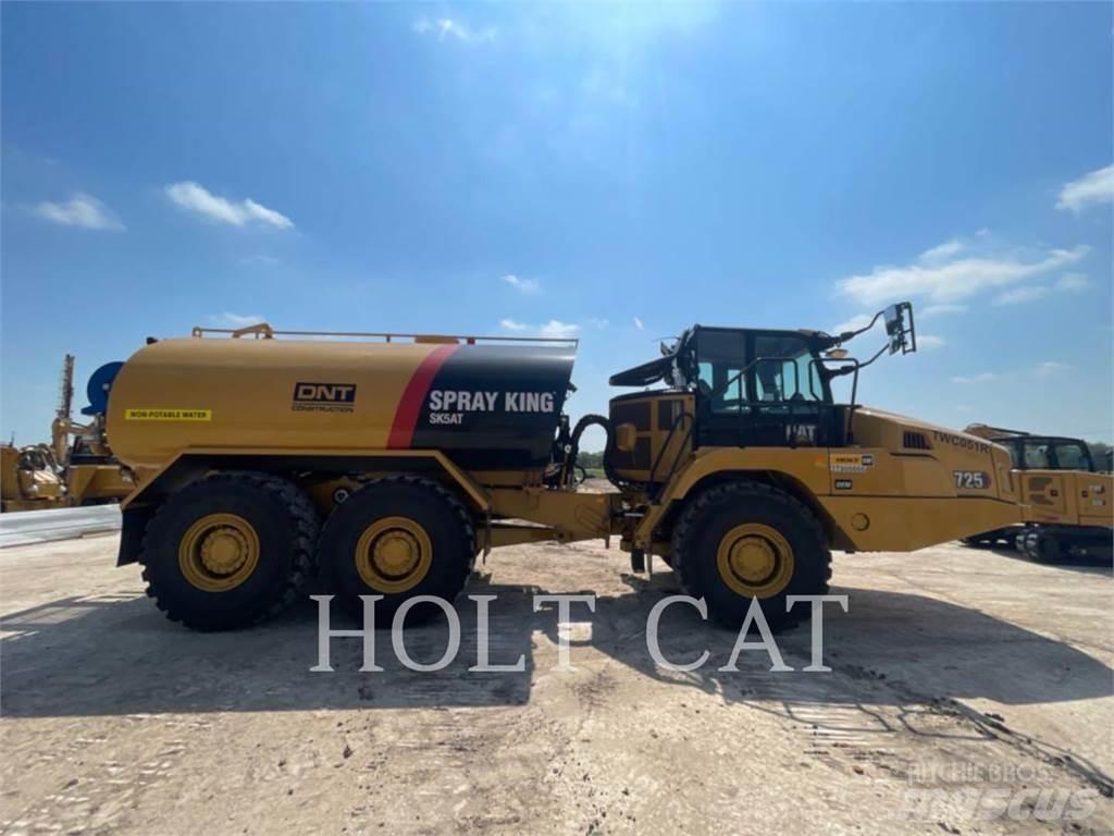 CAT W00 725 Tanker trucks
