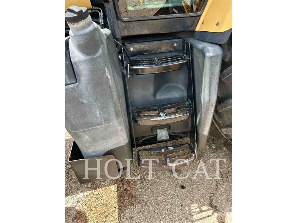 Challenger MT535B Tractors