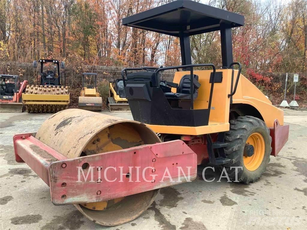 Dynapac CA152D Single drum rollers